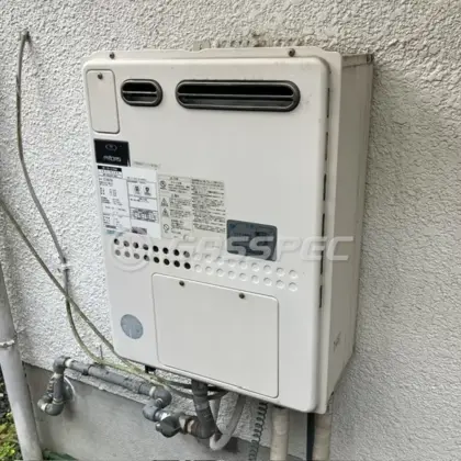 施工前の給湯器（YG1661RA）