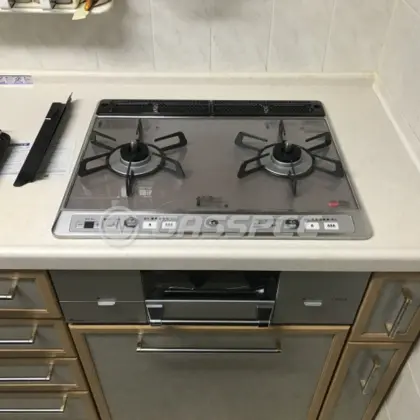 施工後のビルトインガスコンロ（リンナイ RHS21W26S13RV(R)）