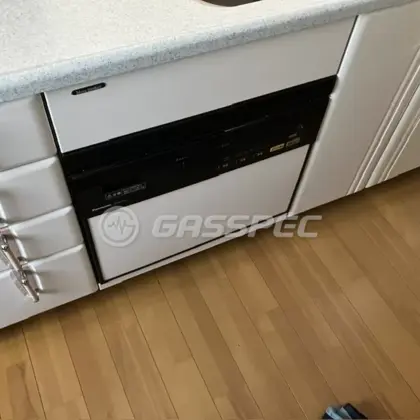 施工前のビルトイン食洗機（NP-P60V1PKPK）