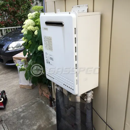 交換前の給湯器（ノーリツ GT-2428AWX）