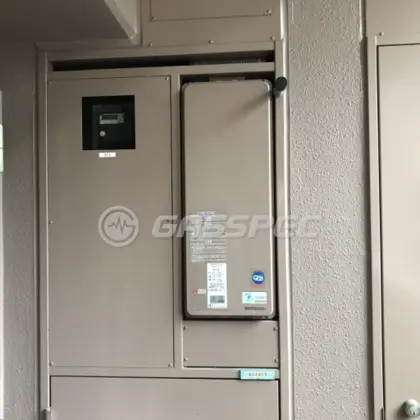施工前の給湯器（OURB-2051SAQ-CU）