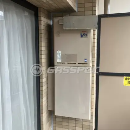 施工前の給湯器（RUF-V2400AA-1）