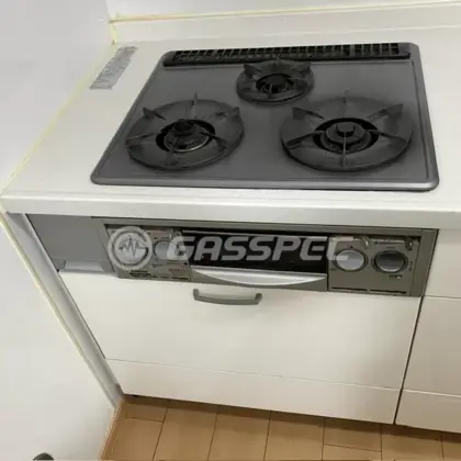 施工前のビルトインガスコンロ（RBG-31A7FS）