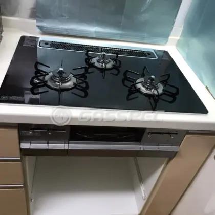 施工後のビルトインガスコンロ（パロマ PD-721WS-75GK）