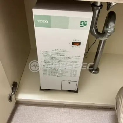 施工前の電気温水器（RE12N）