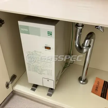 施工前の電気温水器（RE12N）