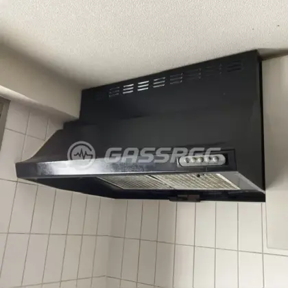 施工前のレンジフード