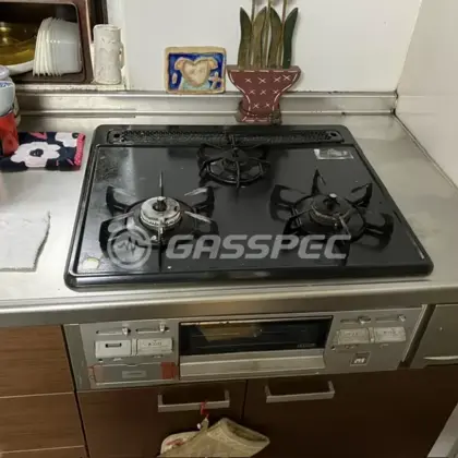 施工前のビルトインガスコンロ（DG32K1SR）