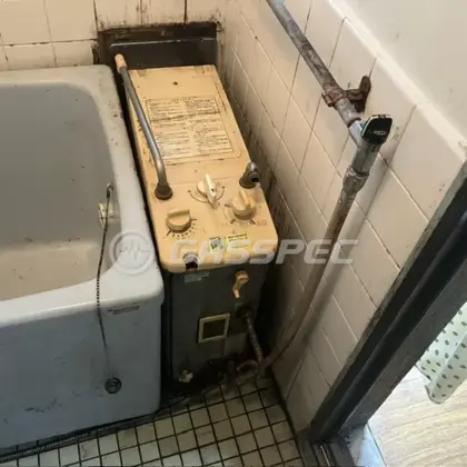 施工前の給湯器（SR-S）