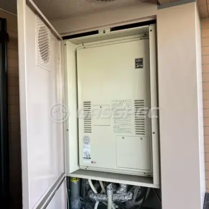 施工前の暖房熱源機（YG2433RH）