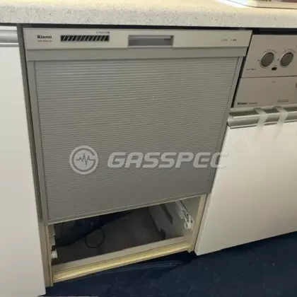 施工前のビルトイン食洗機（RKW-404A）