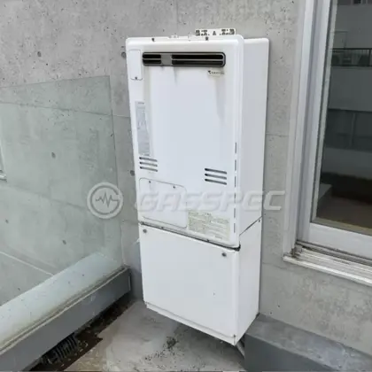 施工前の暖房熱源機（RUFH-V2403SAW2-3(B)）