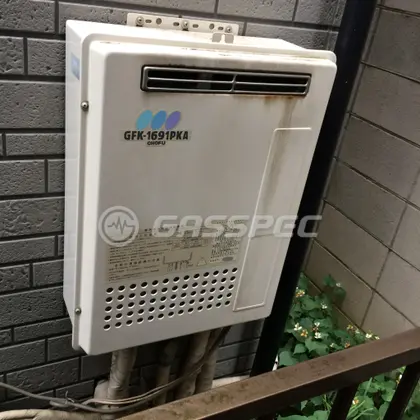 施工前の給湯器（GFK-1691PKA）