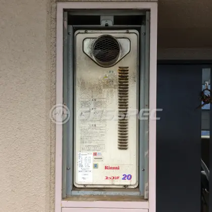 施工前の給湯器（RUF-S2003SATN）