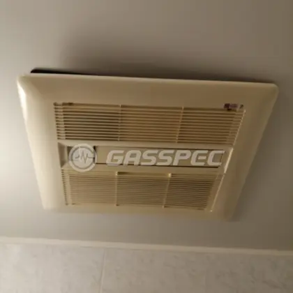 施工前の浴室乾燥機（FBD-3300ACSK）