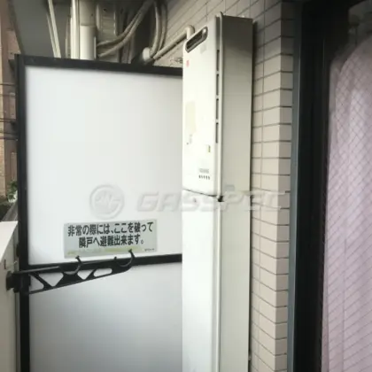 施工前の給湯器（GQ-166WE）