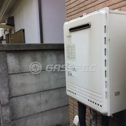 施工前の給湯器（GT-2428AWX）