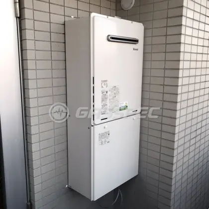 施工後の給湯器（リンナイ RUF-A2005SAW(B)）