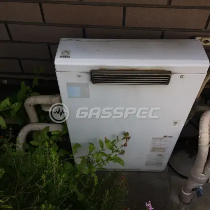 施工前の給湯器（GQ160DR）
