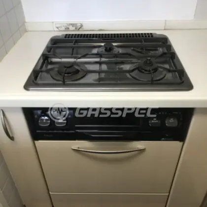 施工前のビルトインガスコンロ（PKD-351F）