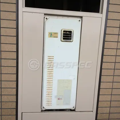 施工前の給湯器（OURB-161D）
