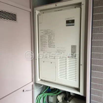 施工前の給湯器（AT-4299ARSAW3Q-H）