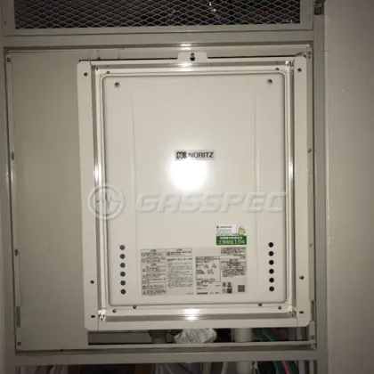 施工後の給湯器（ノーリツ GT-2460SAWX-H-1 BL）