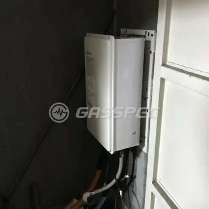 施工後の給湯器（ノーリツ GQ-1637WS-FFB BL）