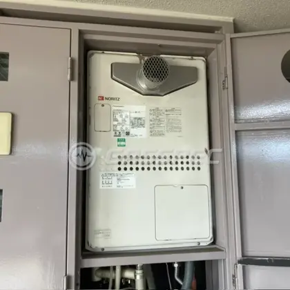 施工前の暖房熱源機（GTH-2444AWX3H-T）