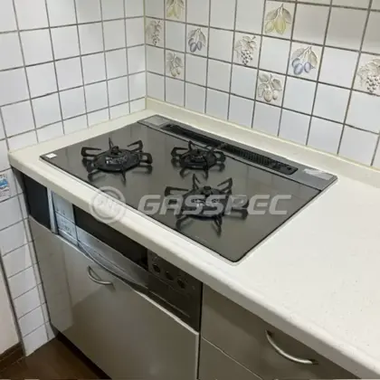 施工前のビルトインガスコンロ（110-H762）
