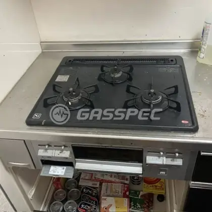 施工前のビルトインガスコンロ（DG32K1SR）