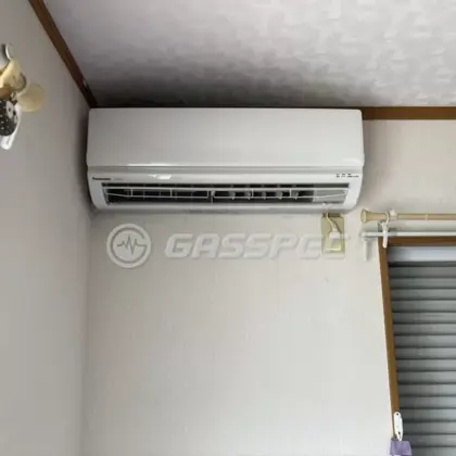 施工前のエアコン（CS-223CF）