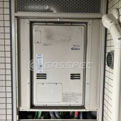 施工前の暖房熱源機（RUFH-KP2403AU2-3）