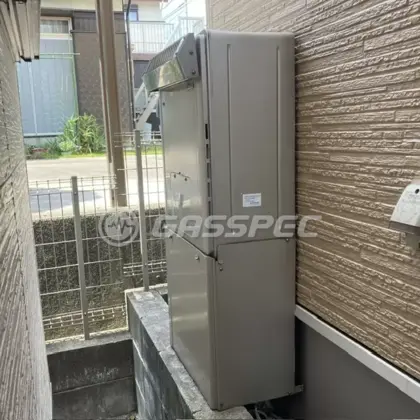 施工前の暖房熱源機（RVD-E2400SAW2-1）
