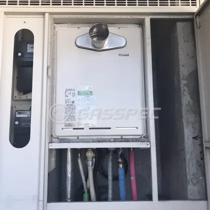 施工後の給湯器（リンナイ RUF-A2405SAT-L(B)）