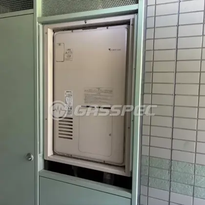 施工前の暖房熱源機（RUFH-V2400AU2-6）