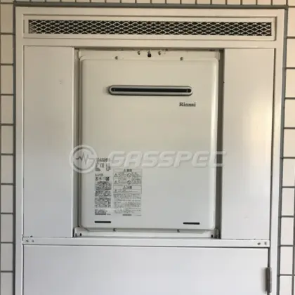 施工後の給湯器（リンナイ RUF-A1615SAW(B)）