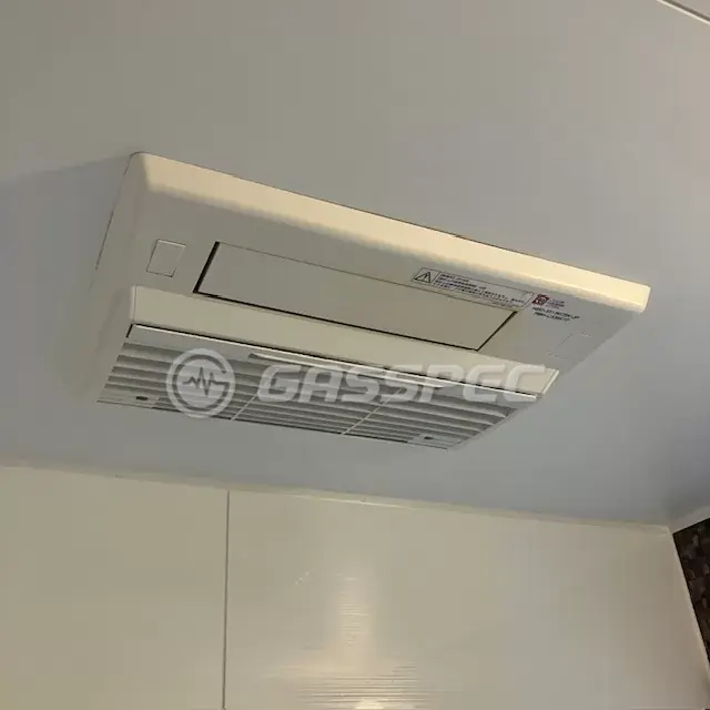 交換前の浴室乾燥機（リンナイ RBH-C336K1P）