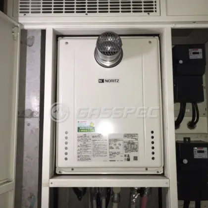 施工後の給湯器（ノーリツ GT-2460SAWX-T-1 BL）
