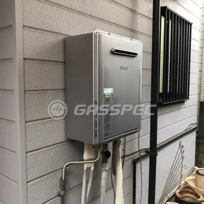 施工後の給湯器（リンナイ RUF-E2007SAW）