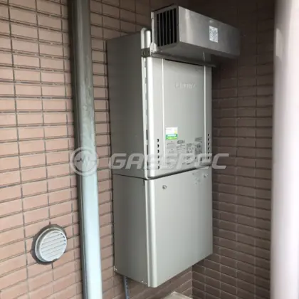 施工後の給湯器（ノーリツ GT-C2462AWX BL）