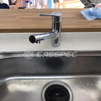 施工後の水栓・蛇口（TOTO TKS05305J）