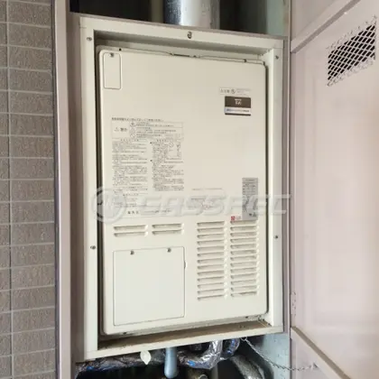 施工前の給湯器（AT-4299ARSAW3Q-H）