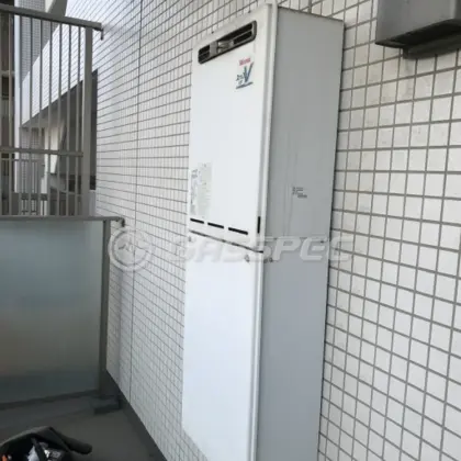 施工前の給湯器（RUF-V2005SAW）
