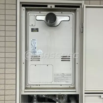 施工前の暖房熱源機（RUFH-V2403AT2-6）