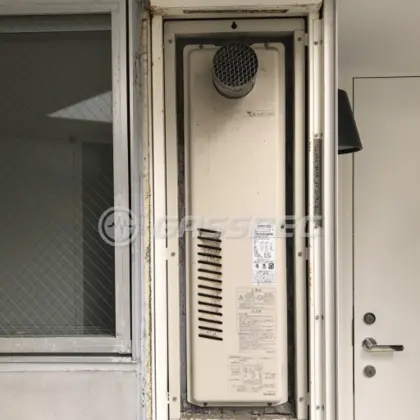 施工前の暖房熱源機（RUFH-VS2400AT2-6）