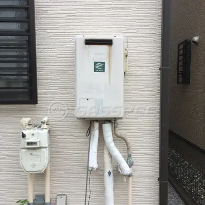 施工前の給湯器（GJ-C24T2）