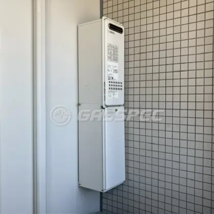施工前の給湯器（GQ-1628AWX）