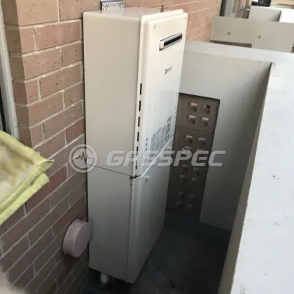 施工後の給湯器（ノーリツ GT-2460SAWX-1 BL）