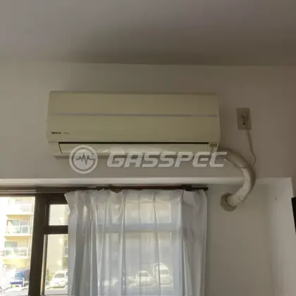 施工前のエアコン（CS-EX288A-W）